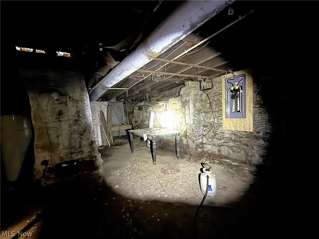 1346 W 54th Street, Cleveland, OH 44108