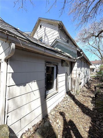 1346 W 54th Street, Cleveland, OH 44108