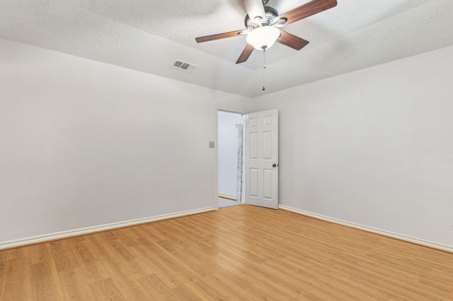 320 Conger Drive, Mesquite, TX 75149