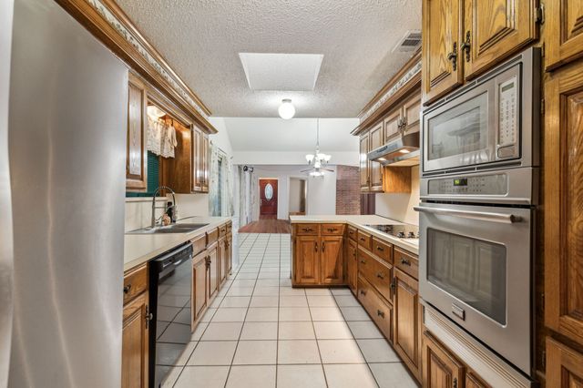 320 Conger Drive, Mesquite, TX 75149