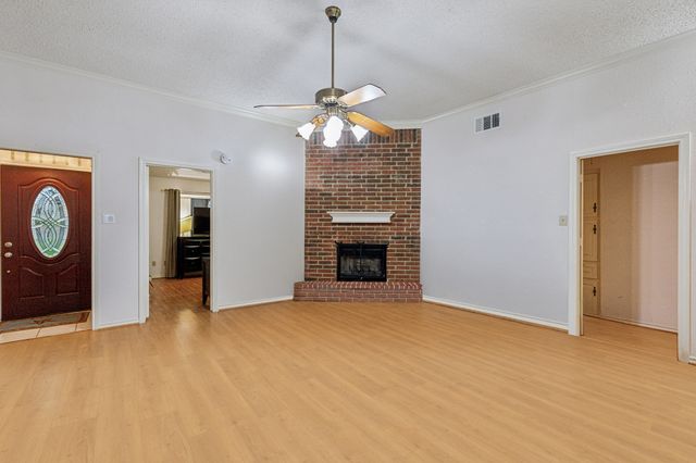 320 Conger Drive, Mesquite, TX 75149