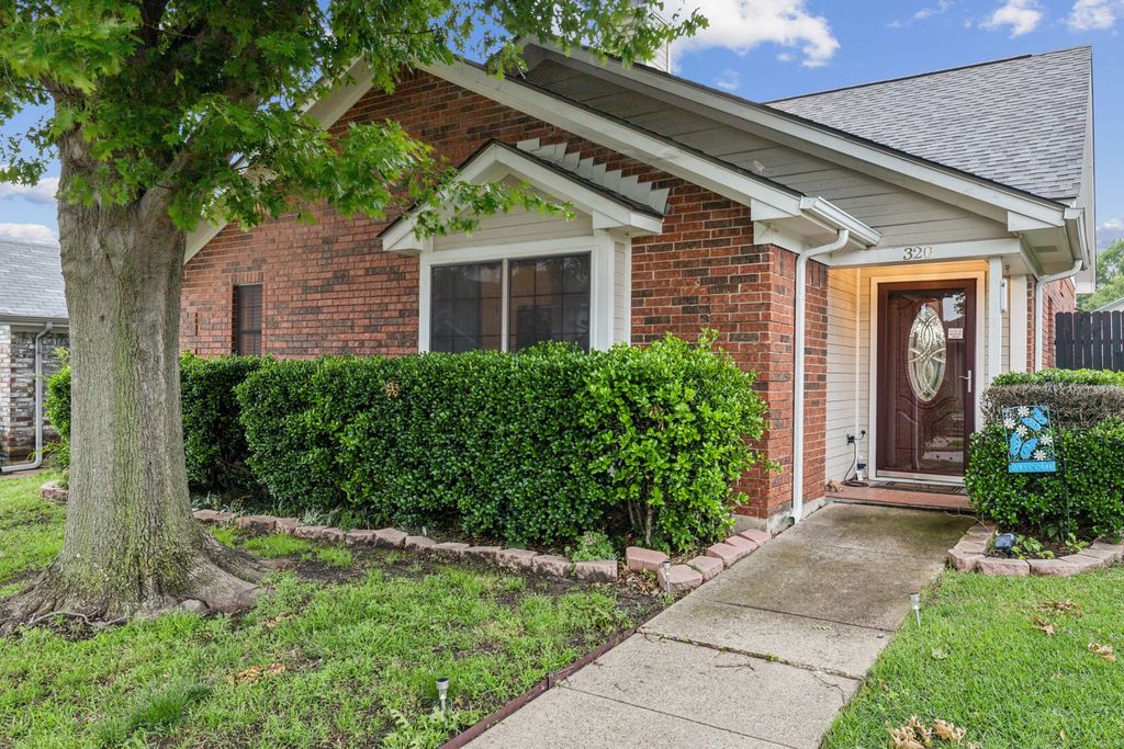 320 Conger Drive, Mesquite, TX 75149