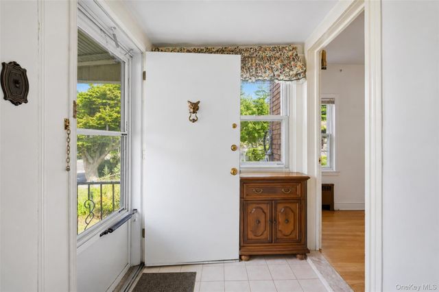 99 Homestead Place, New Rochelle, NY 10801