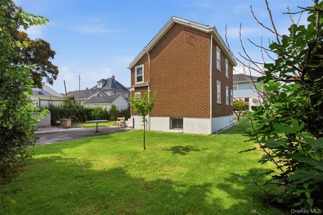99 Homestead Place, New Rochelle, NY 10801