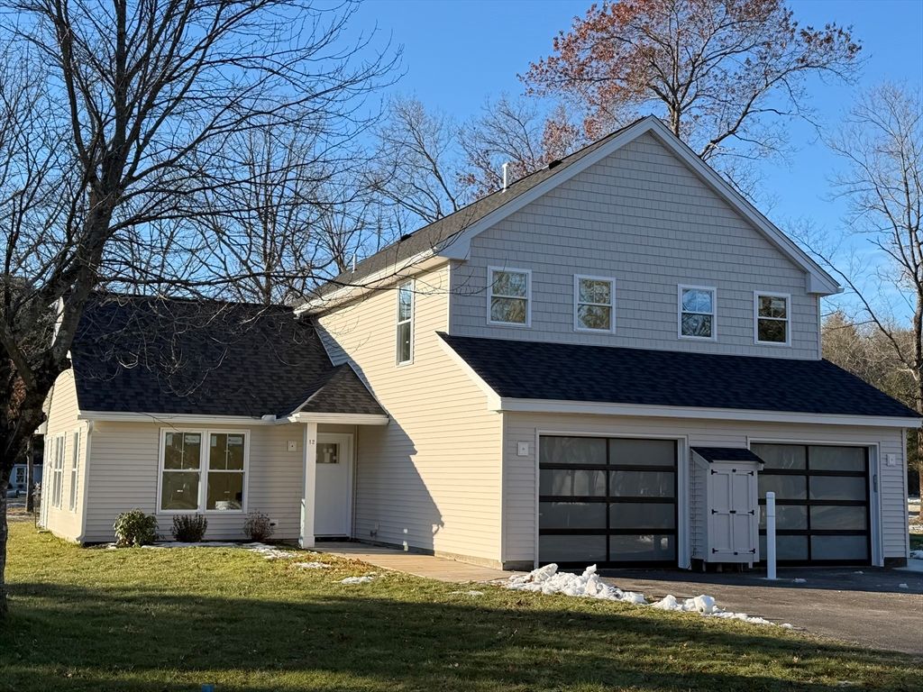 10 Barracks Road 10, Hudson, MA 01749