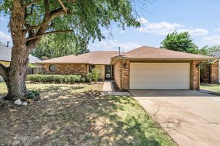 2708 Morrison Trail, Edmond, OK 73012