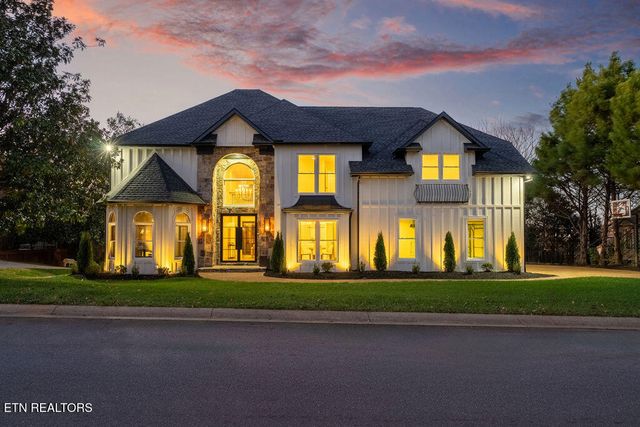 9163 Linksvue Drive, Knoxville, TN 37922