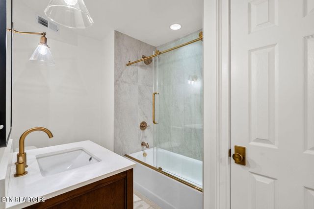 9163 Linksvue Drive, Knoxville, TN 37922