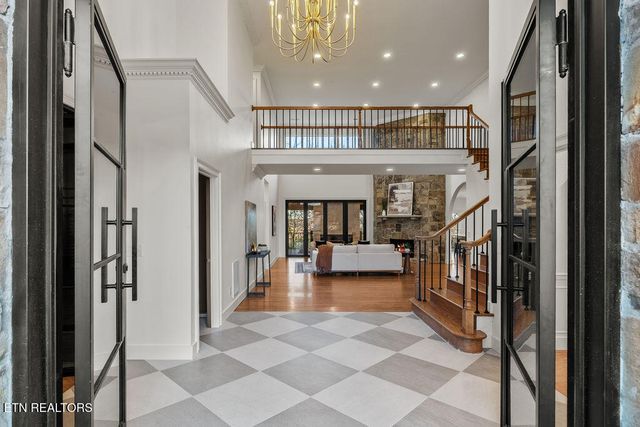 9163 Linksvue Drive, Knoxville, TN 37922