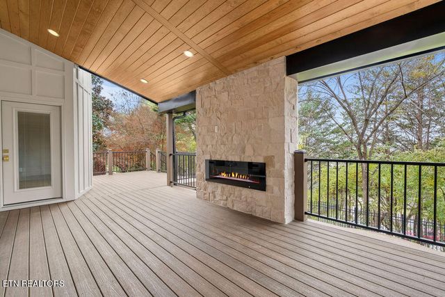 9163 Linksvue Drive, Knoxville, TN 37922