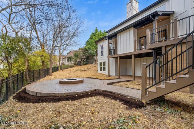 9163 Linksvue Drive, Knoxville, TN 37922