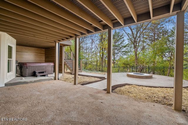 9163 Linksvue Drive, Knoxville, TN 37922