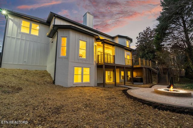 9163 Linksvue Drive, Knoxville, TN 37922