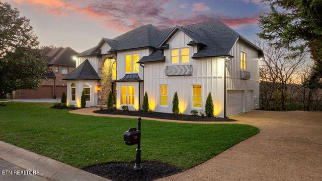 9163 Linksvue Drive, Knoxville, TN 37922