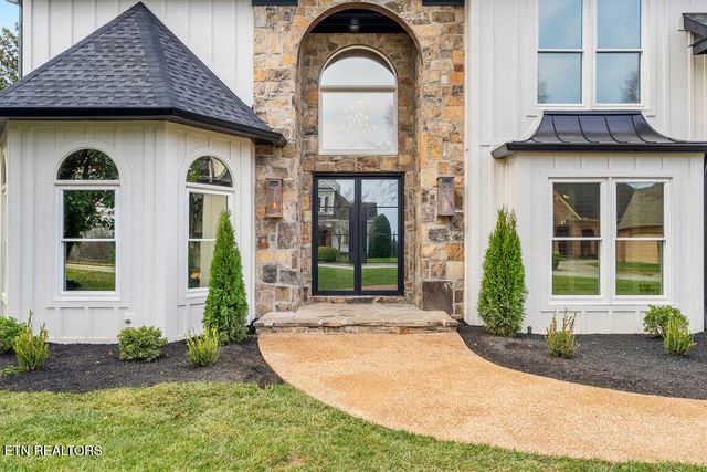 9163 Linksvue Drive, Knoxville, TN 37922