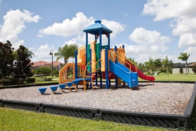 9002 MAJESTY PALM ROAD, Kissimmee, FL 34747