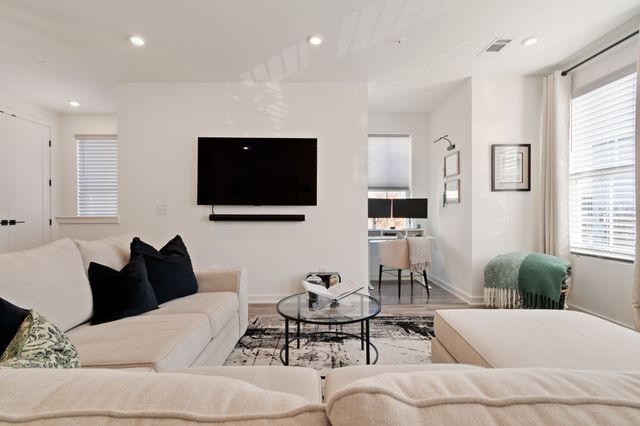 2000 Edison Park Ln, Nashville, TN 37209