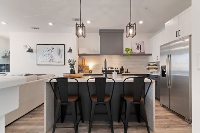 2000 Edison Park Ln, Nashville, TN 37209