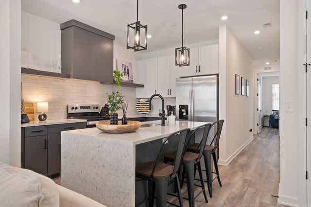 2000 Edison Park Ln, Nashville, TN 37209