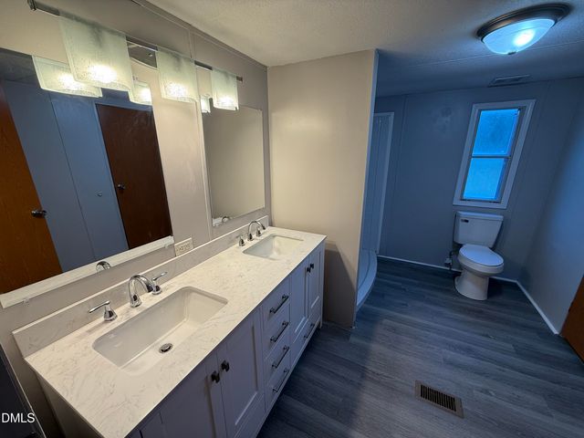 13289 Covered Bridge Road, Zebulon, NC 27597