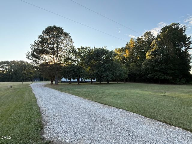 13289 Covered Bridge Road, Zebulon, NC 27597