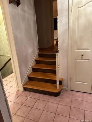 15 Dugan Lane, Yonkers, NY 10710