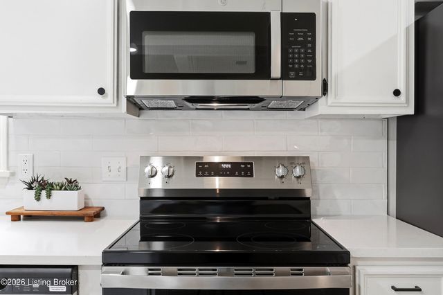 1024 Seelbach Ave, Louisville, KY 40215