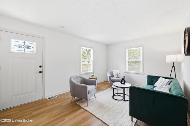 1024 Seelbach Ave, Louisville, KY 40215