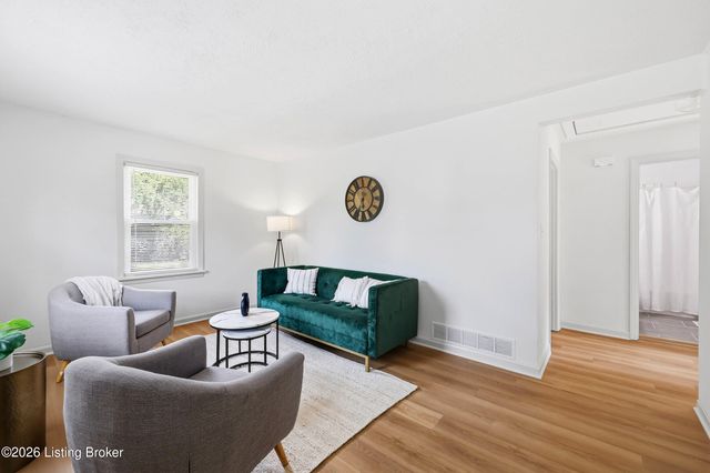 1024 Seelbach Ave, Louisville, KY 40215