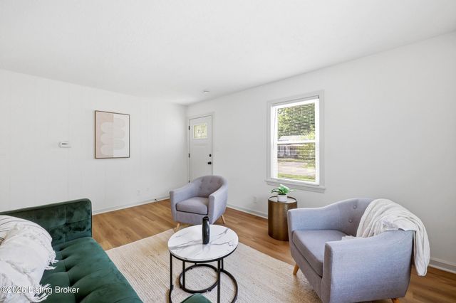 1024 Seelbach Ave, Louisville, KY 40215