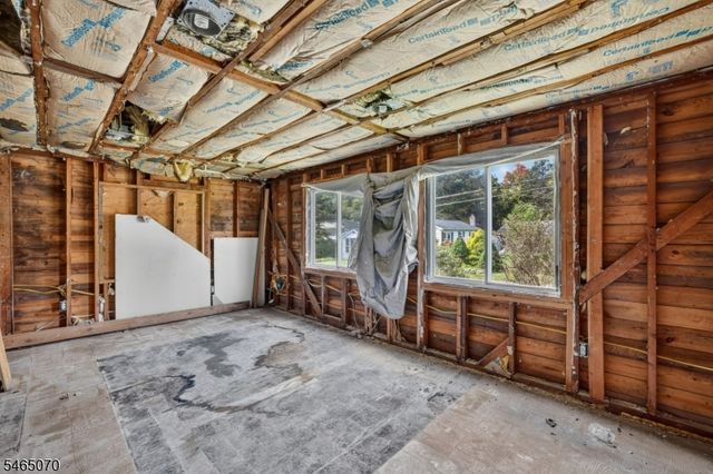 48 Lebanon Rd, West Milford Twp., NJ 07421