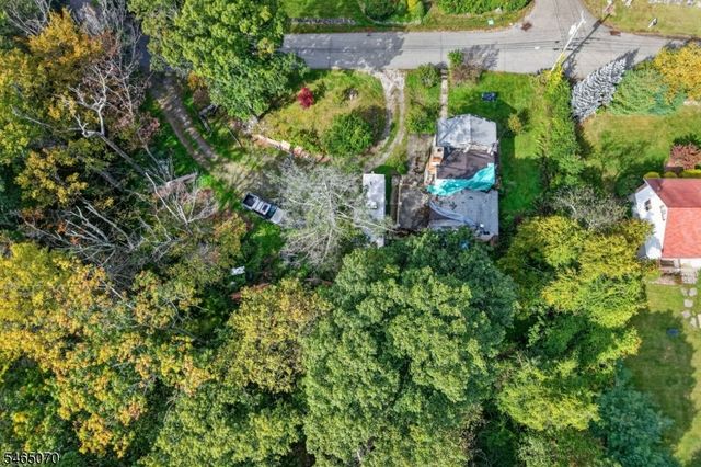 48 Lebanon Rd, West Milford Twp., NJ 07421