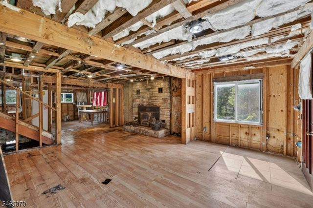 48 Lebanon Rd, West Milford Twp., NJ 07421