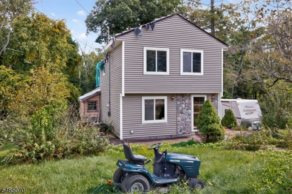 48 Lebanon Rd, West Milford Twp., NJ 07421 — exterior