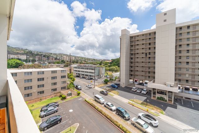 1026 Kalo Place 603, Honolulu, HI 96826