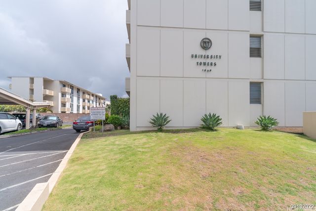 1026 Kalo Place 603, Honolulu, HI 96826