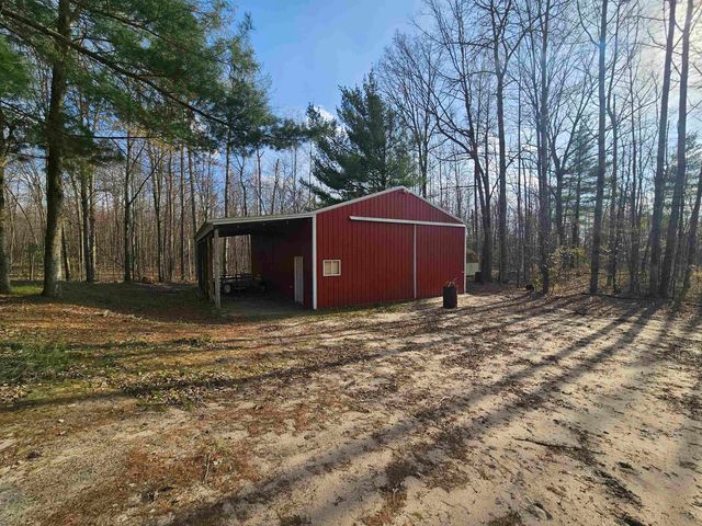 1881 W Haskell Lake Road, Harrison, MI 48265