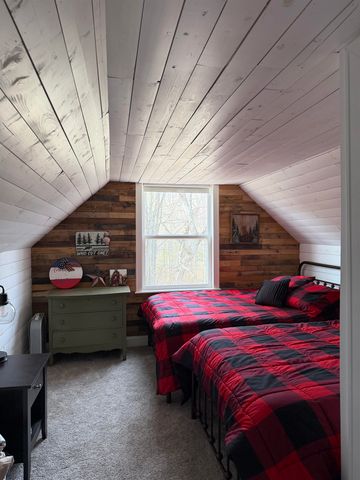 1881 W Haskell Lake Road, Harrison, MI 48265