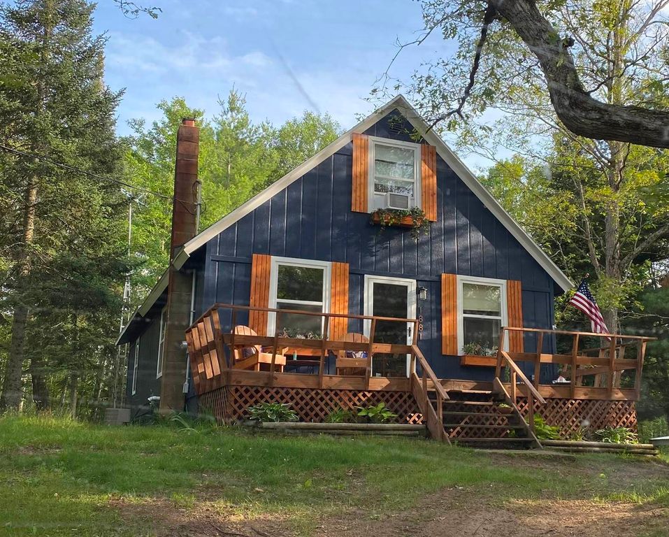 1881 W Haskell Lake Road, Harrison, MI 48265