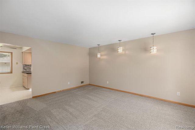 39240 Nottingham Street, Westland, MI 48186