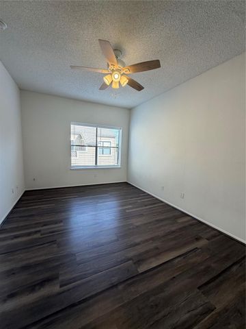 2710 Grants Lake Boulevard C4, Sugar Land, TX 77479