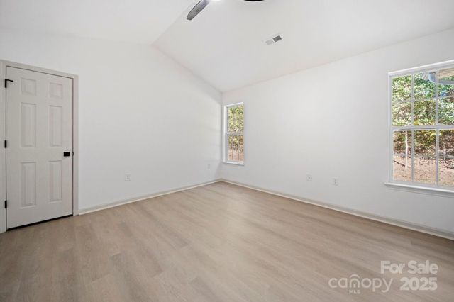 1504 Bear Brook Drive, Charlotte, NC 28214