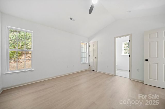 1504 Bear Brook Drive, Charlotte, NC 28214