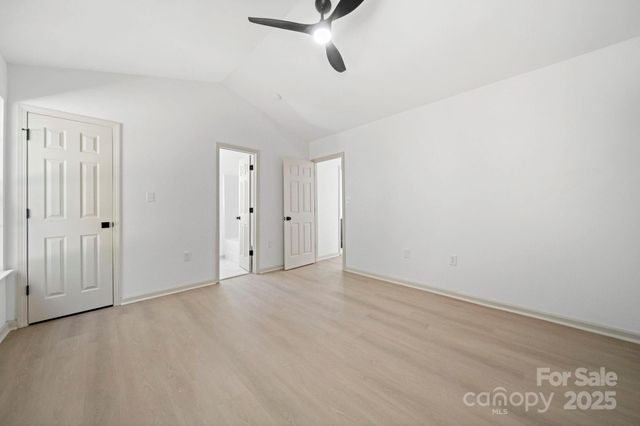 1504 Bear Brook Drive, Charlotte, NC 28214