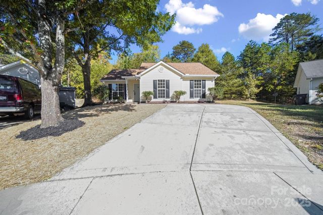 1504 Bear Brook Drive, Charlotte, NC 28214