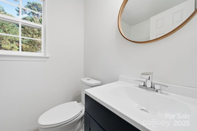 1504 Bear Brook Drive, Charlotte, NC 28214