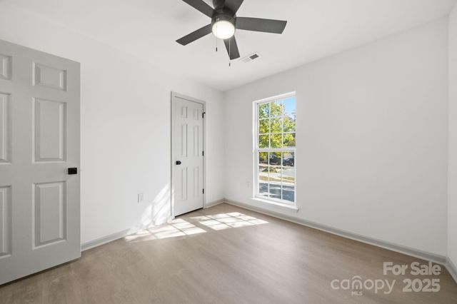 1504 Bear Brook Drive, Charlotte, NC 28214