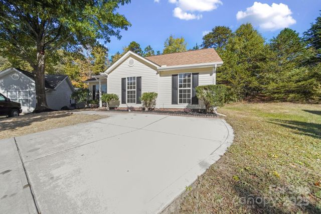 1504 Bear Brook Drive, Charlotte, NC 28214