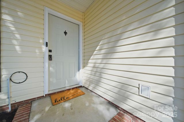 1504 Bear Brook Drive, Charlotte, NC 28214