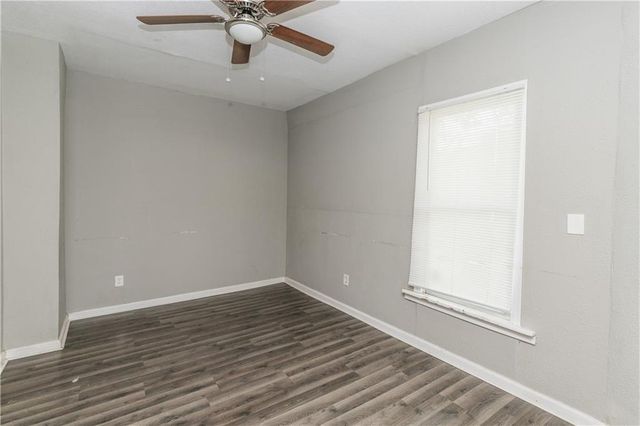 5605 E 36TH Street, Kansas City, MO 64128